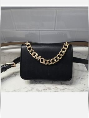 Michael Kors Luxury Belt Purse In Black Leather With Gold Hardware.